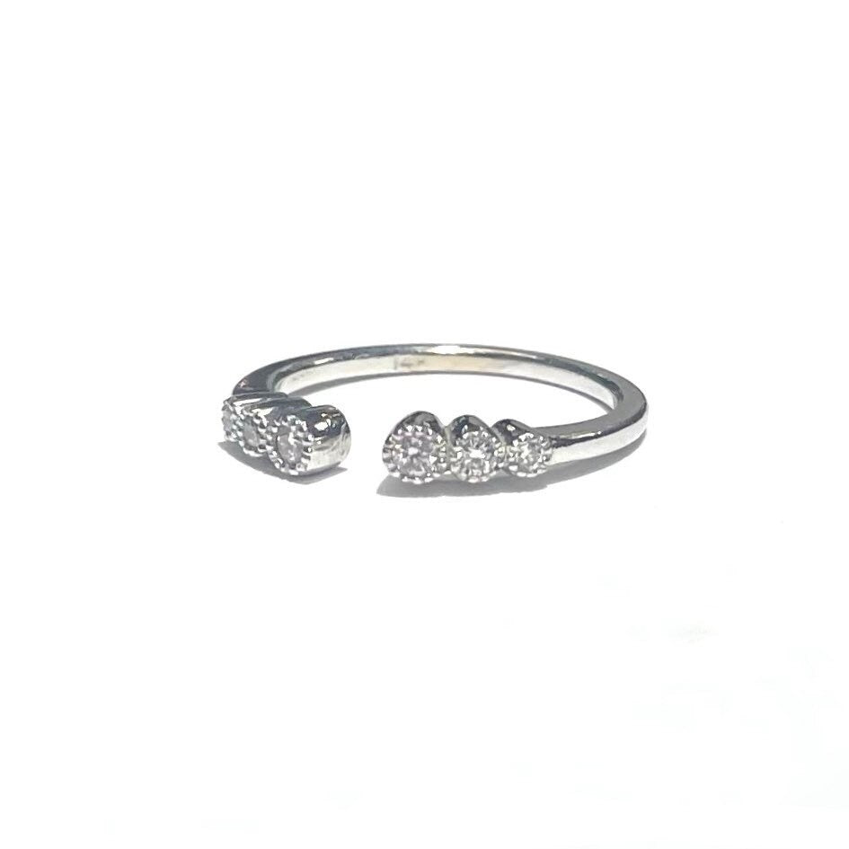 Open Graduated Diamond Ring