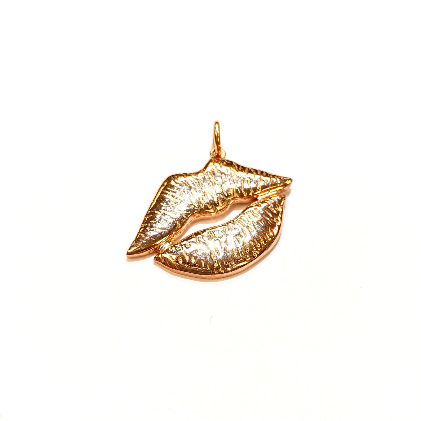Golden Kiss Pendant