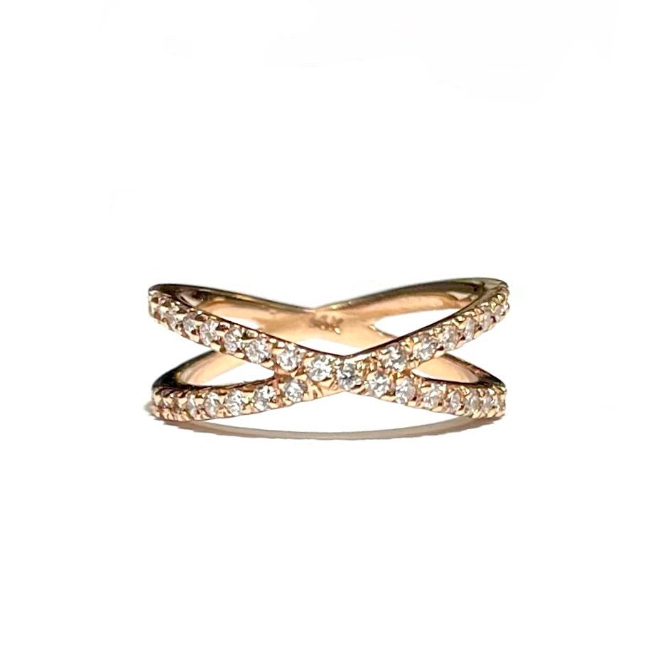 Diamond Criss Cross Ring