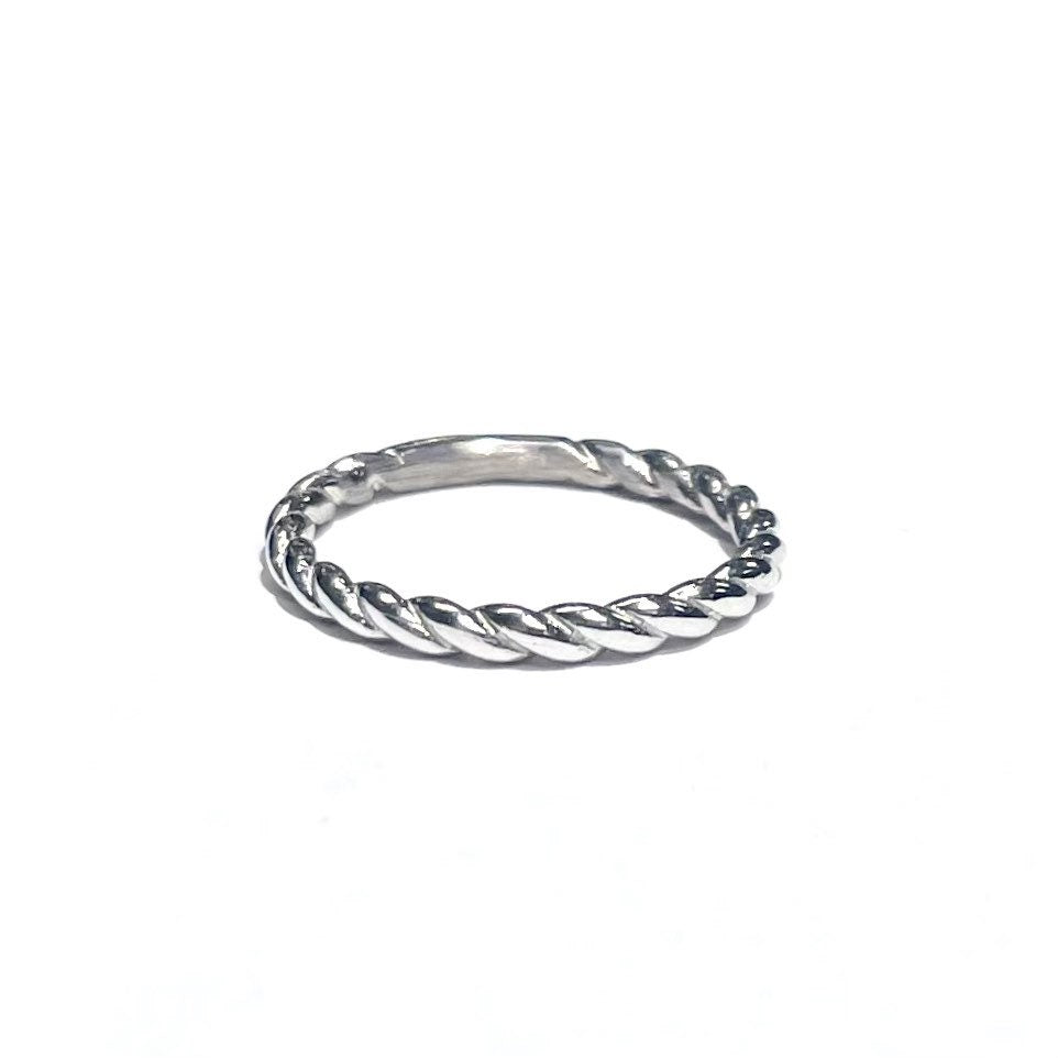 Twist Ring