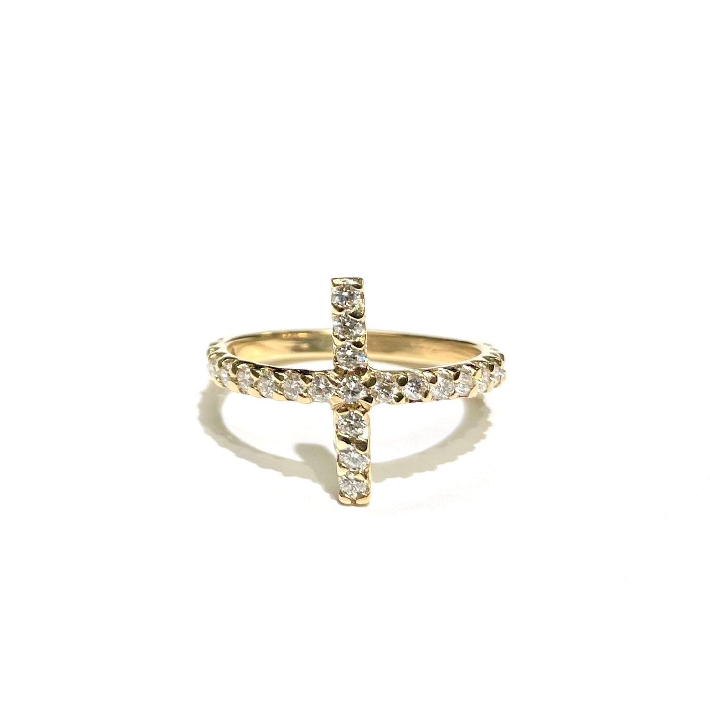 Full Diamond Sideways Cross Ring