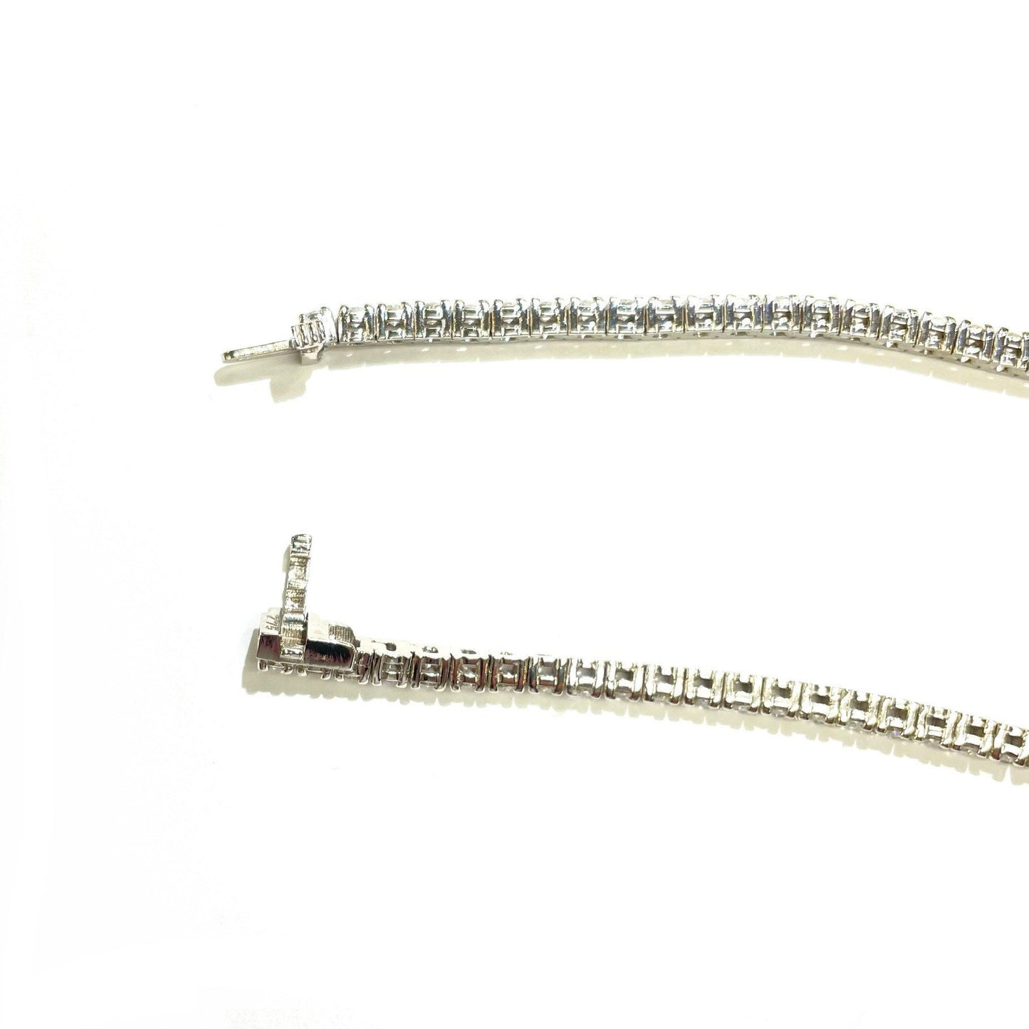 Classic Diamond Tennis Bracelet