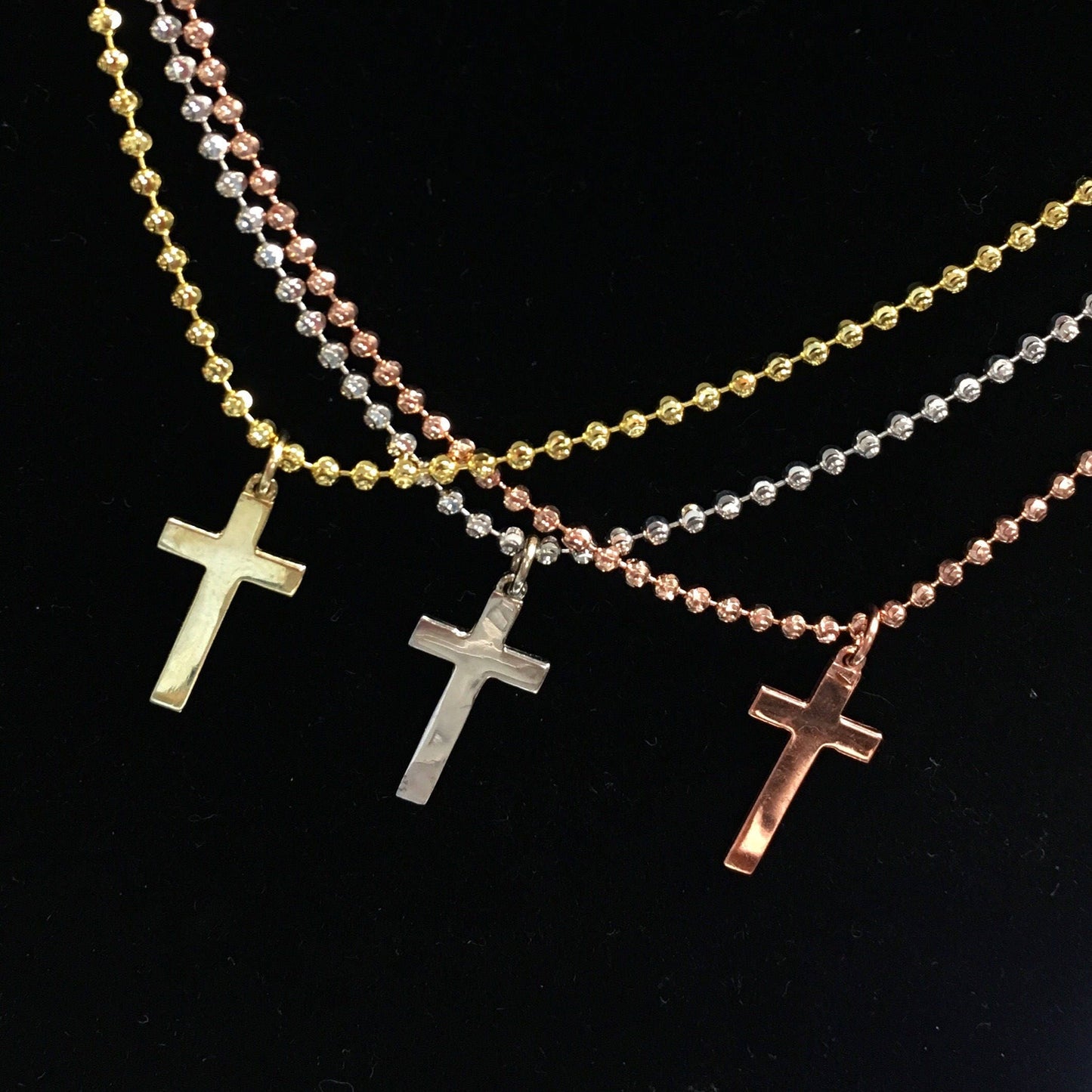 Cassie Choker with Classic Cross