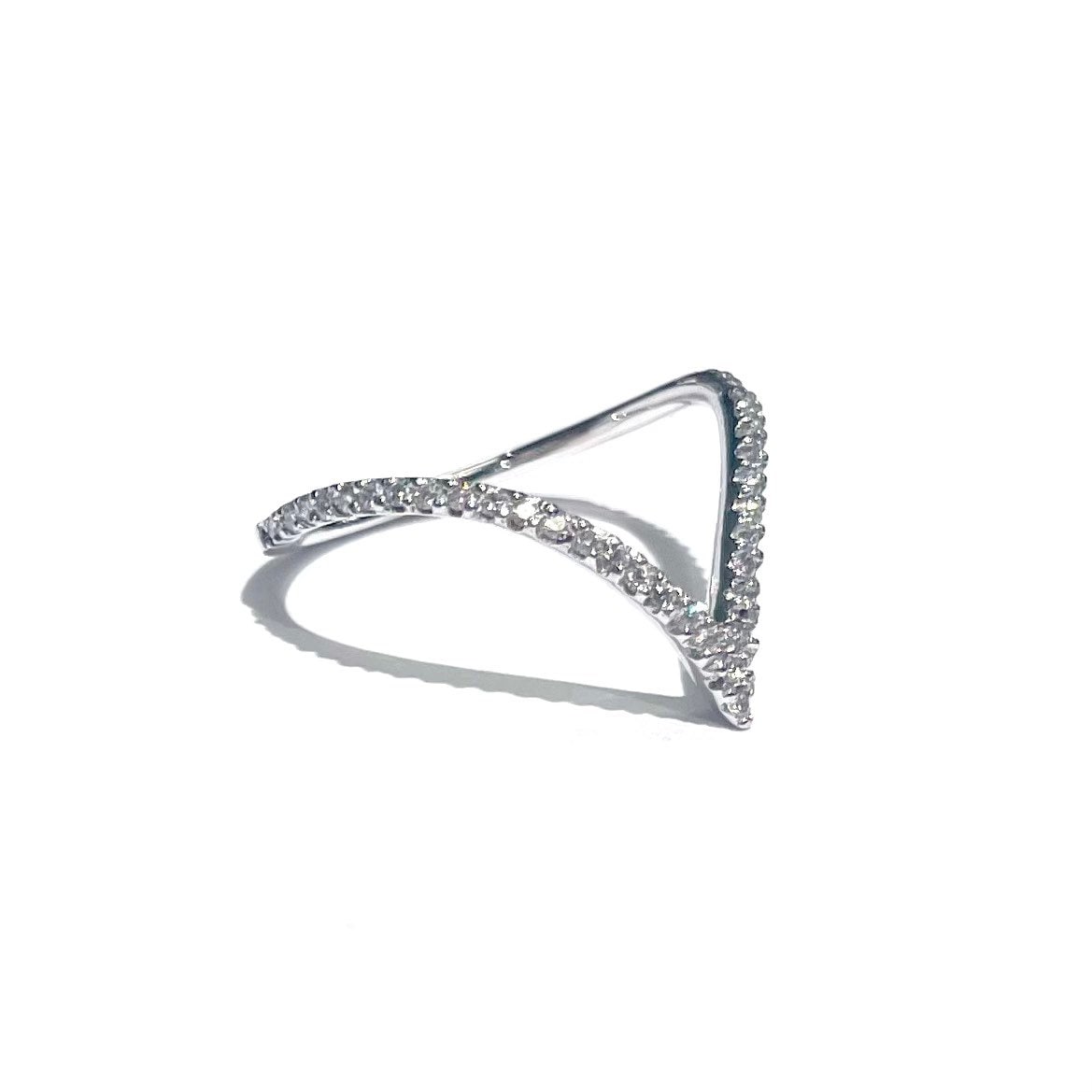 Diamond V Ring – George the Jeweler
